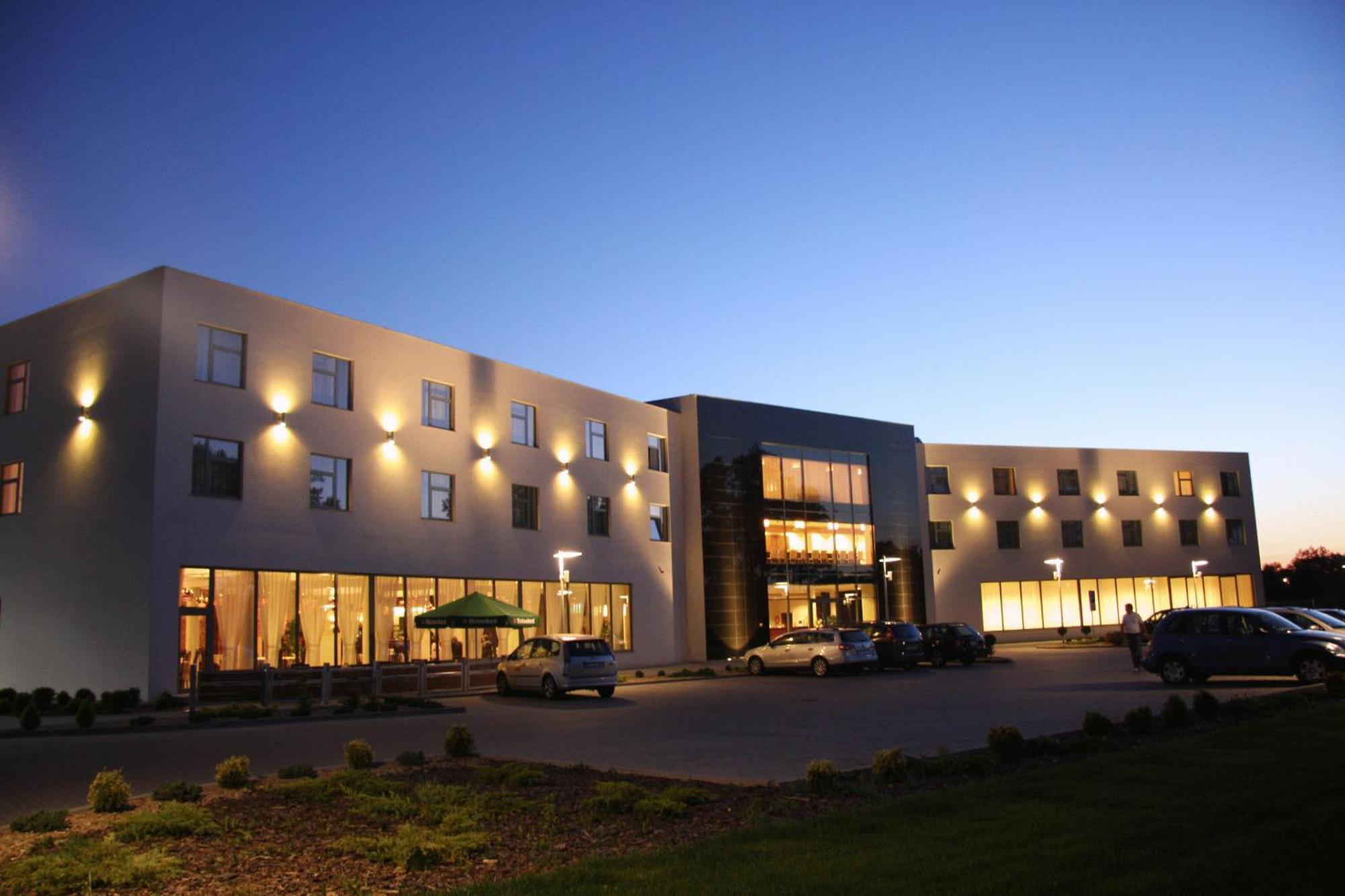 Hotel Hi-Fi Spa Nowy Tomyśl Exterior foto